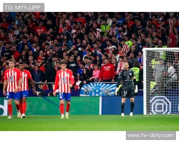 莫利纳盛赞球队大胜巴萨与球迷共享精彩时刻小蜘蛛表现出色令人惊艳 莫利纳盛赞球队大胜巴萨与球迷共享精彩时刻小蜘蛛表现出色令人惊艳