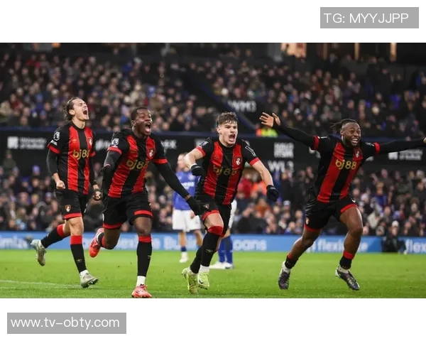 国米拒绝伯恩茅斯3000万报价恩里克显示其潜力无限引发关注 国米拒绝伯恩茅斯3000万报价恩里克显示其潜力无限引发关注